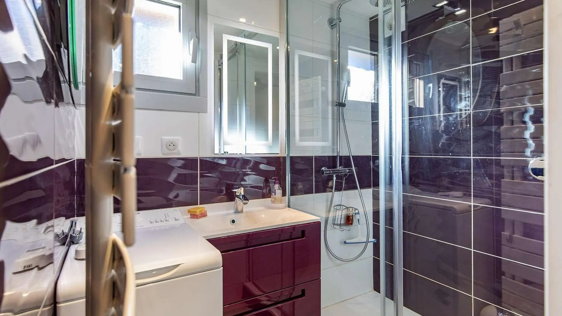 Daire Appartement T3 Avec Petite Terrasse, 2 Chambres, Parking A Cauterets - Fr-1-401-313