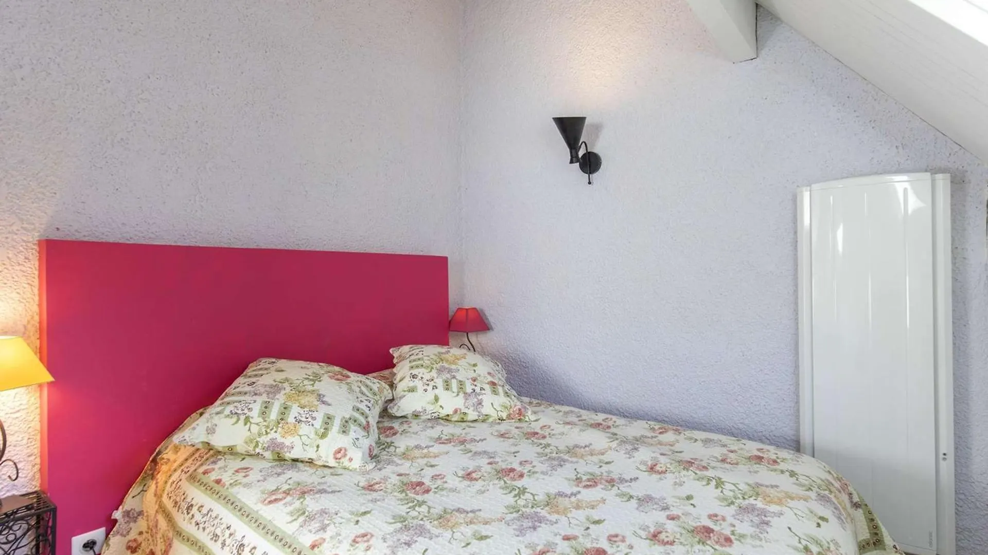 Appartement T3 Avec Petite Terrasse, 2 Chambres, Parking A Cauterets - Fr-1-401-313